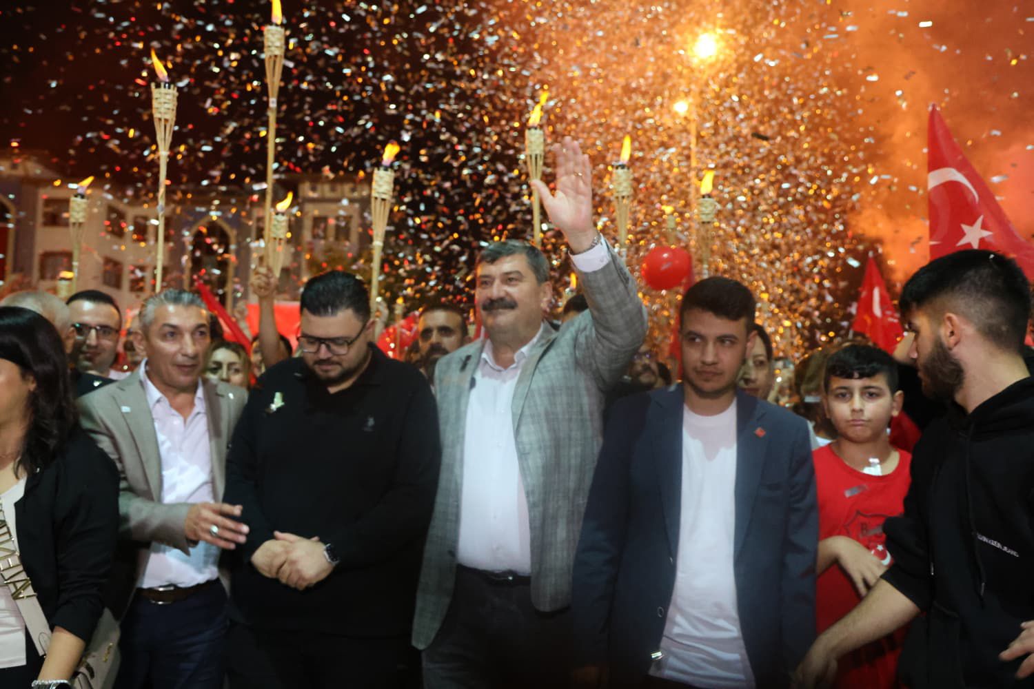 CUMHURİYET COŞKUSU TOROSLAR’I SARDI