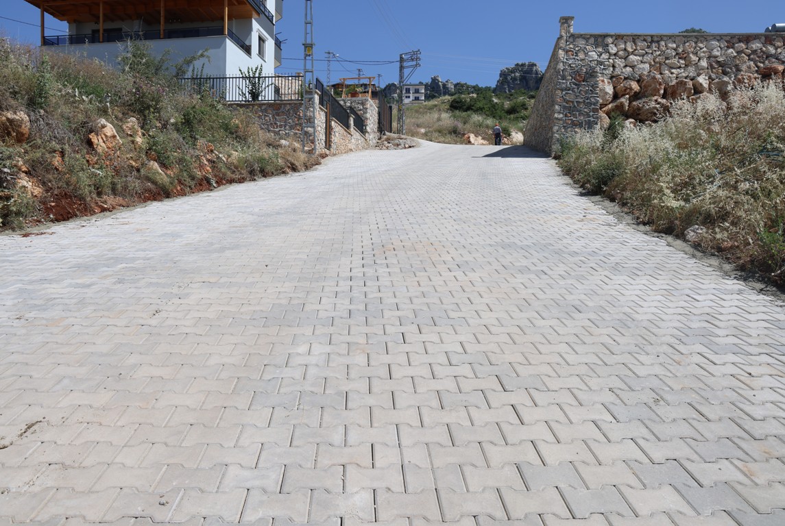 TOROSLAR’IN YAYLALARINDA HİZMET DÖRT KOLDAN DEVAM EDİYOR