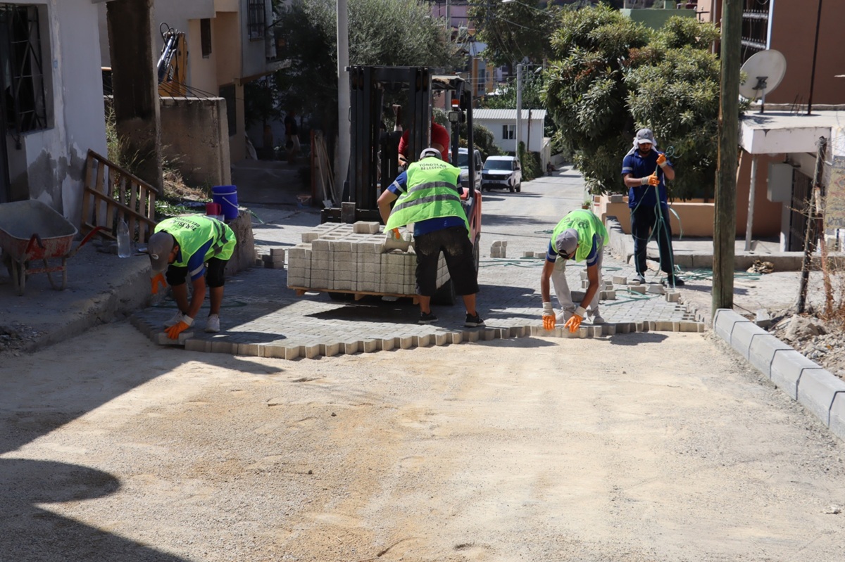 TOROSLAR’DA ÜST YAPI ÇALIŞMALARI HIZ KESMEDEN SÜRÜYOR - Görsel 12