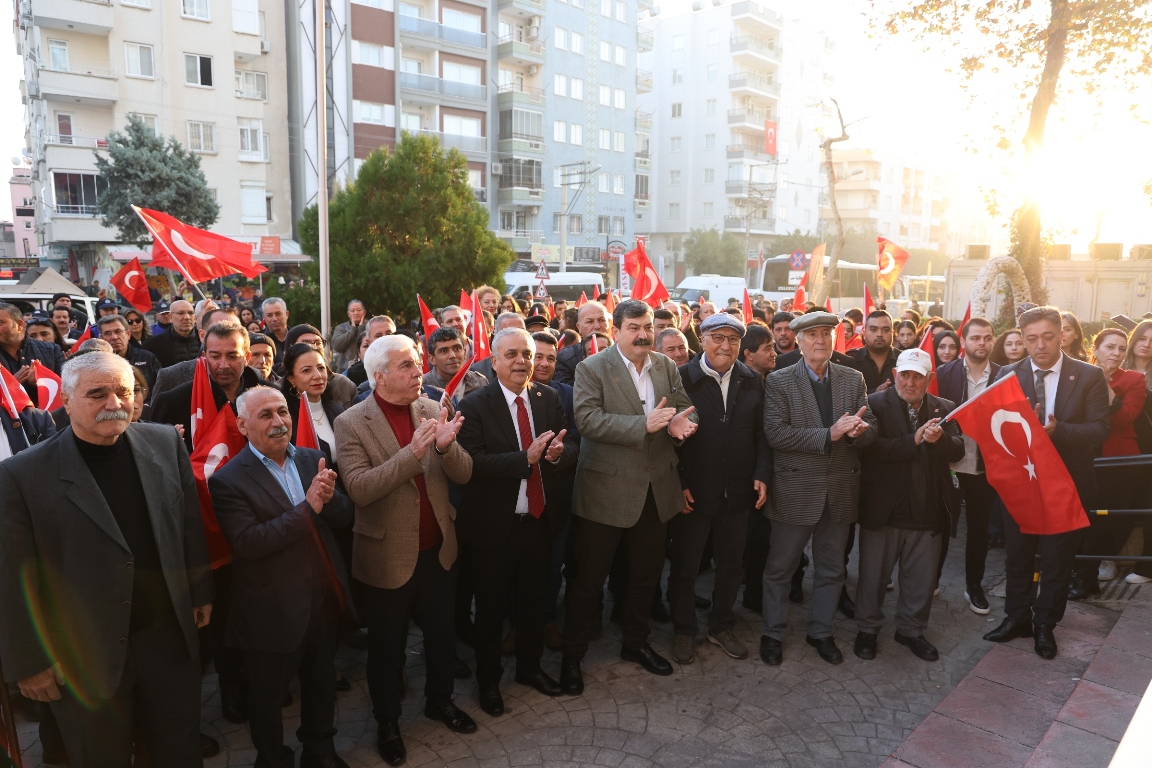 TOROSLAR BELEDİYESİ, MERSİN’İN DÜŞMAN İŞGALİNDEN KURTULUŞUNU KUTLADI