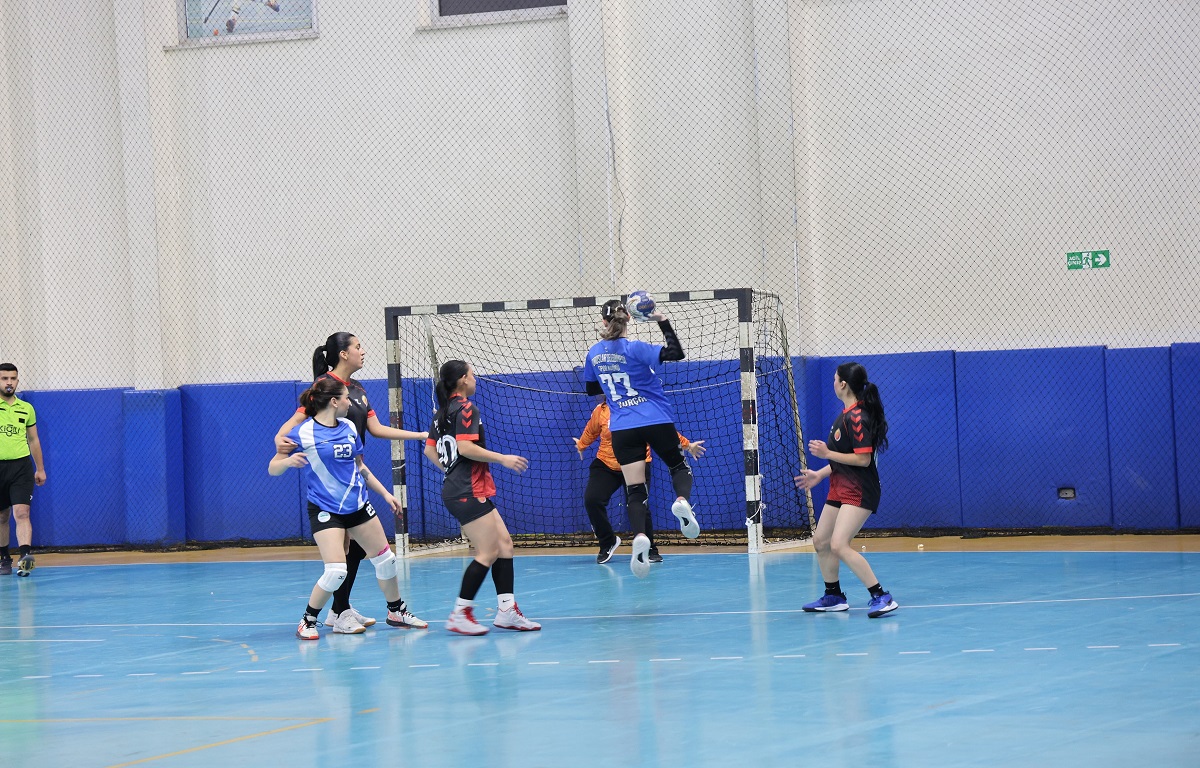 TOROSLAR BELEDİYESİ SPOR KULÜBÜ’NDE ÇİFTE GALİBİYET