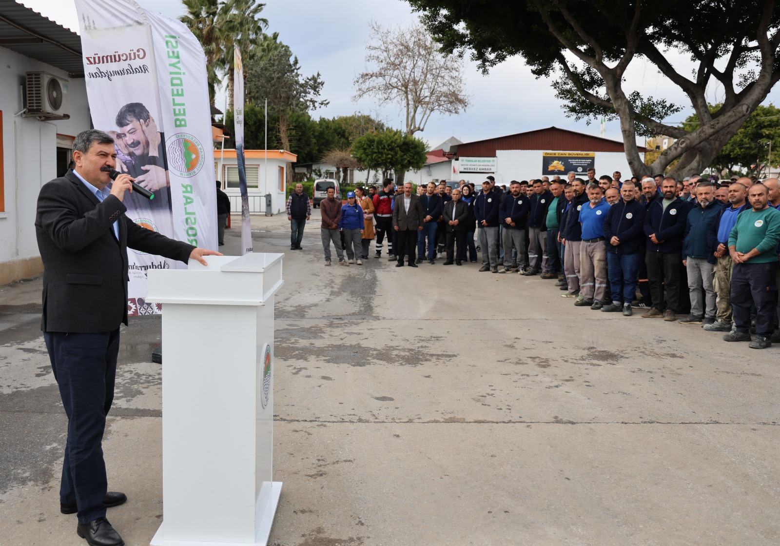 BAŞKAN YILDIZ, ÇALIŞMA ARKADAŞLARIYLA BAYRAMLAŞTI