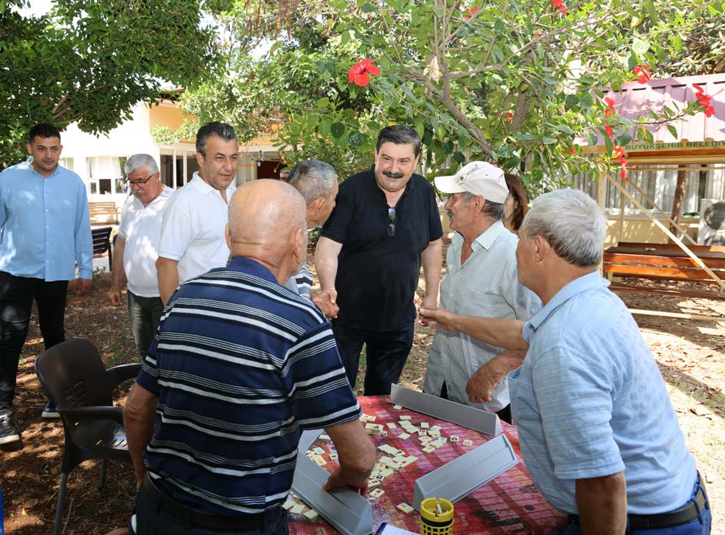 BAŞKAN YILDIZ’DAN HUZUREVİ SAKİNLERİNE BAYRAM ZİYARETİ