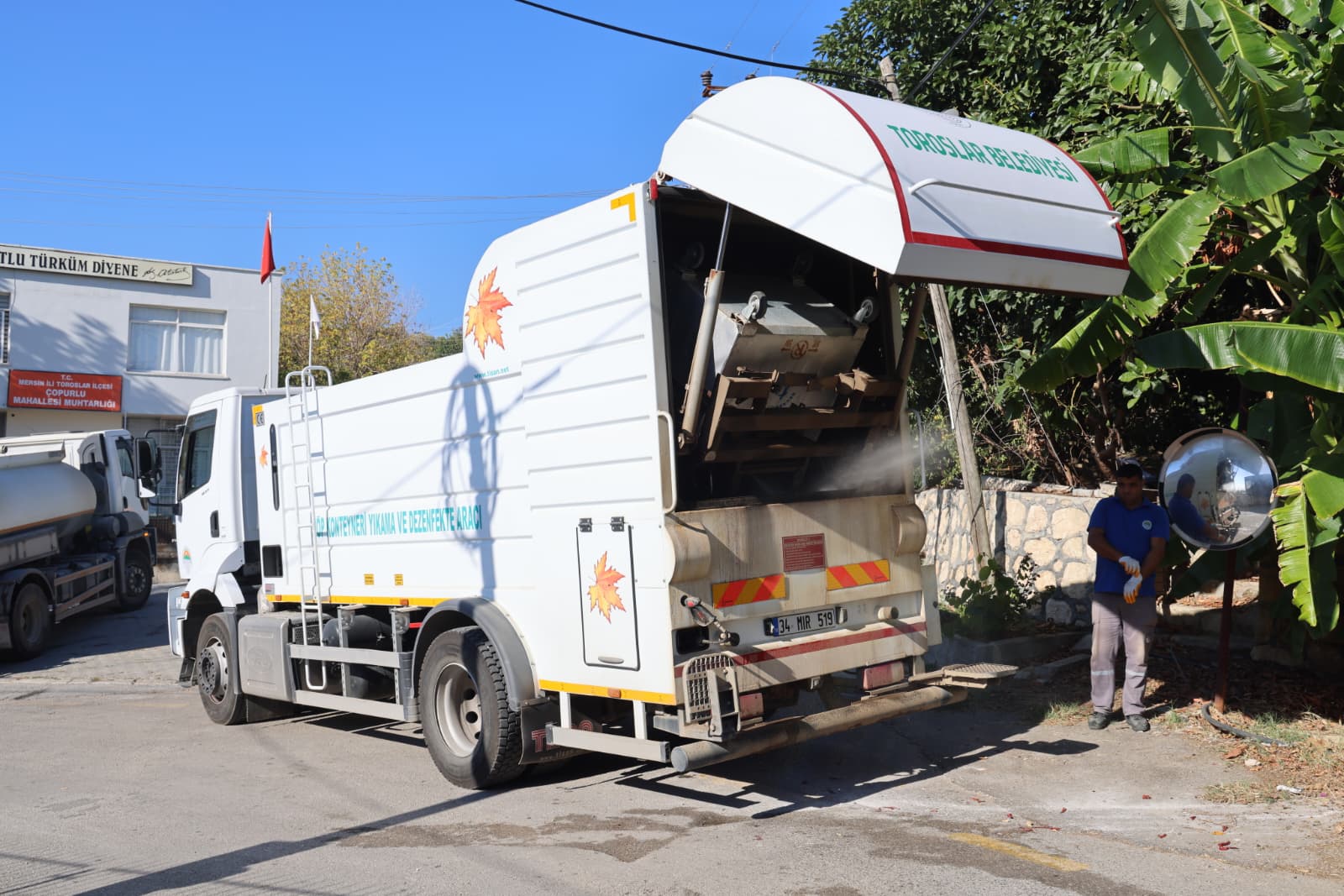 TOROSLAR’DA TEMİZLİK SEFERBERLİĞİ DEVAM EDİYOR