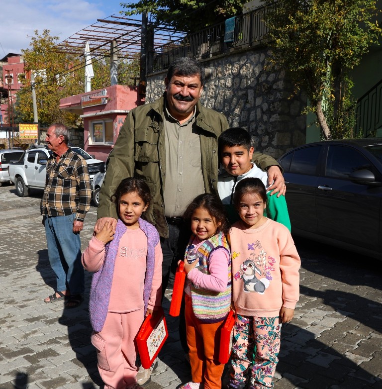TOROSLAR BELEDİYE BAŞKANI YILDIZ, KIRSAL MAHALLE GEZİLERİNİ SÜRDÜRÜYOR