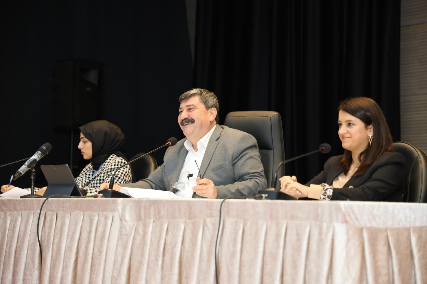 TOROSLAR BELEDİYESİNDEN MEMNUNİYET ORANI YÜZDE 63
