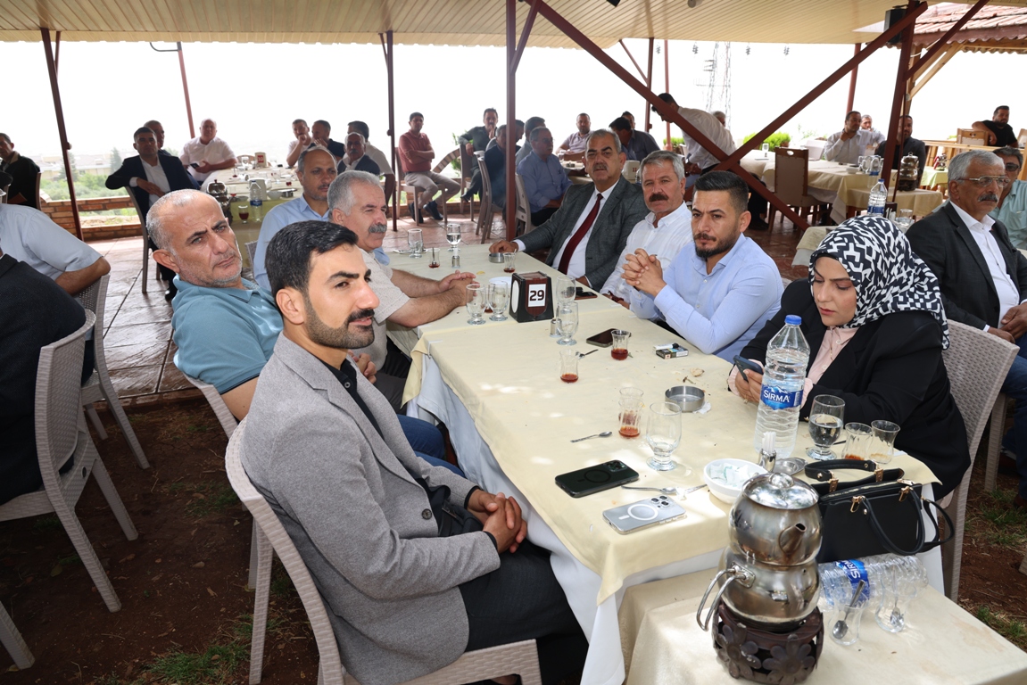BAŞKAN YILDIZ, MAHALLE MUHTARLARIYLA BULUŞTU