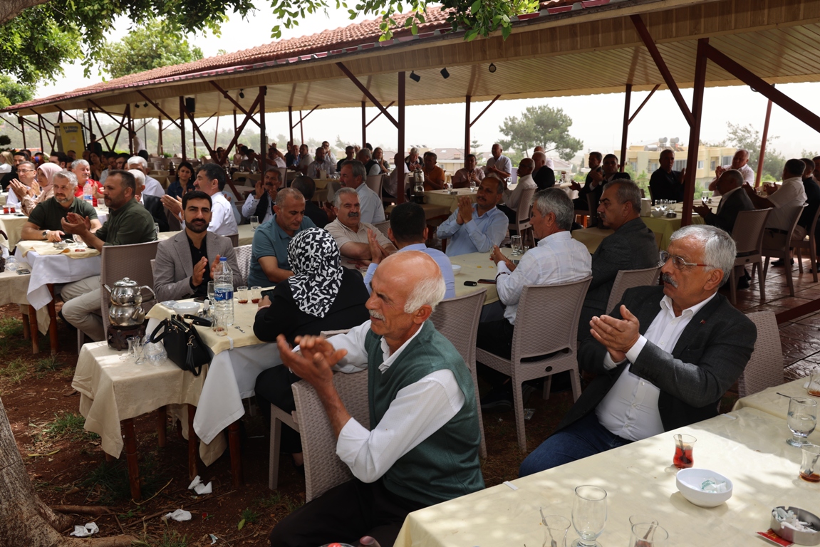 BAŞKAN YILDIZ, MAHALLE MUHTARLARIYLA BULUŞTU