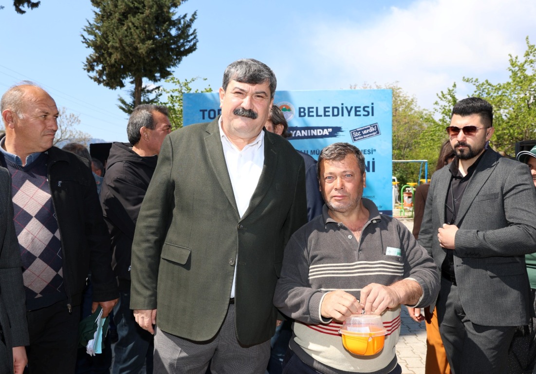 TOROSLAR BELEDİYESİNDEN ÇİFTÇİYE DESTEK
